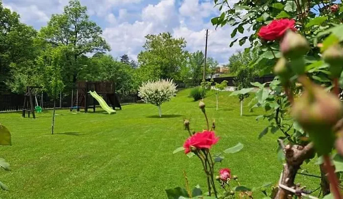 Semesterbostad костови